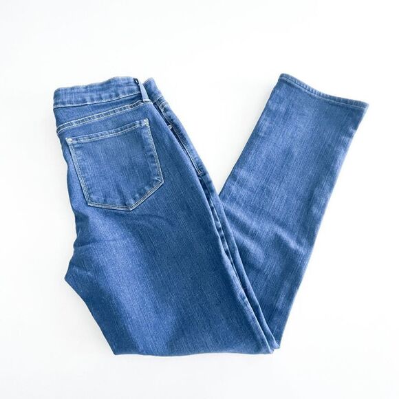 NYDJ Women Denim Jeans Slim Pants Blue Wash Size 6 Lift Tuck - Picture 1 of 9
